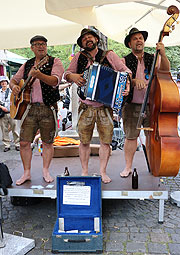 Brunnenfest 2018 auf dem Viktualienmarkt am 03. August 2018 (©foto: Martin Schmitz)